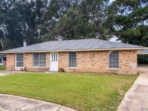 7663 Glenetta Court in Baton Rouge